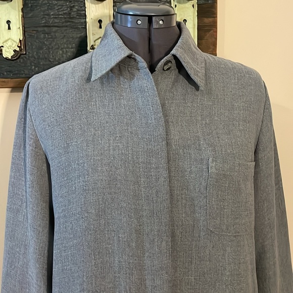 2/$30 NY & Co New York and Company Grey Blouse Size Large - Picture 3 of 14